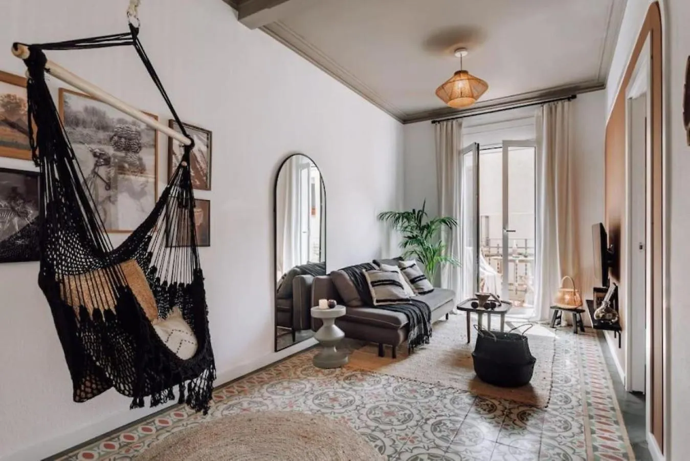 Apartment Mwitu - 2 Bedroom And Balcony In Poblenou Barcelona Spain